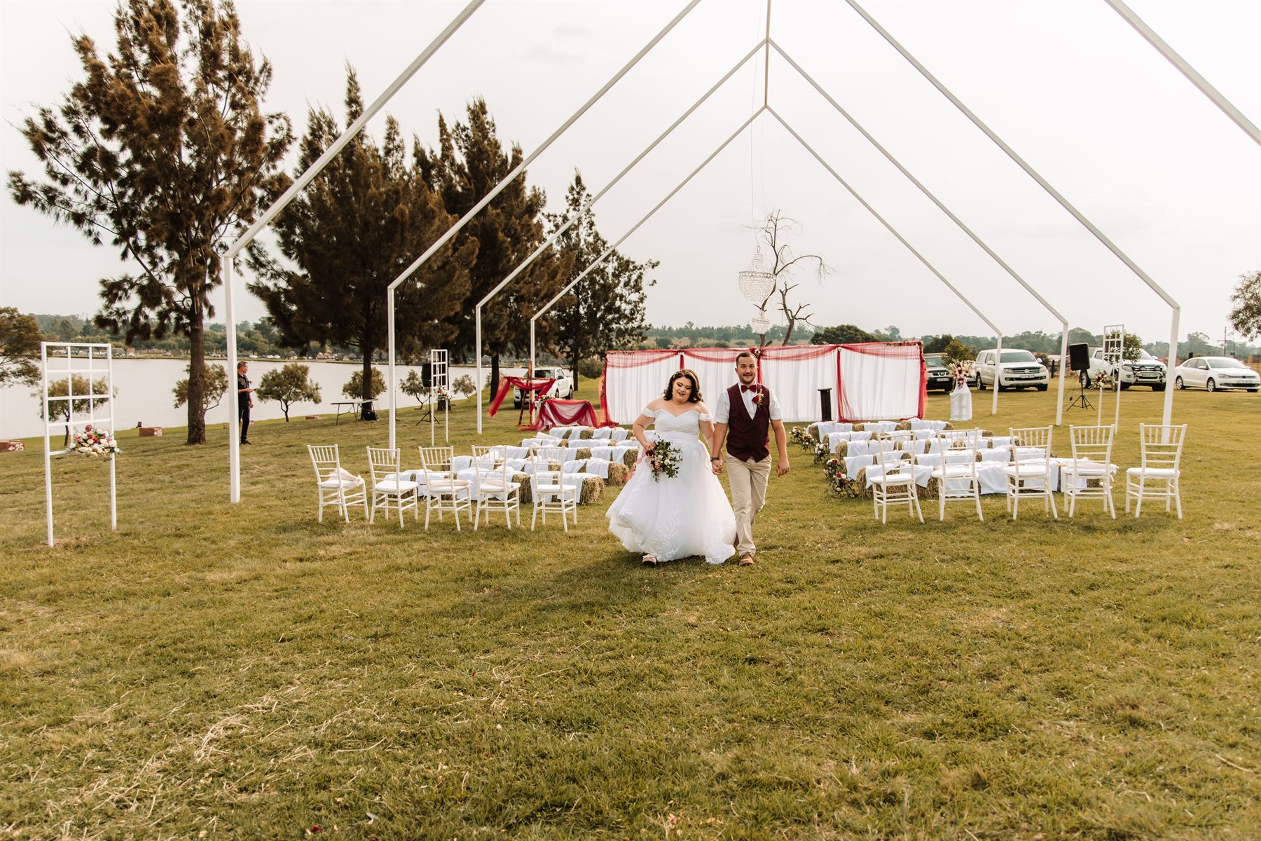 Open air wedding chapel at Maanlig Oord